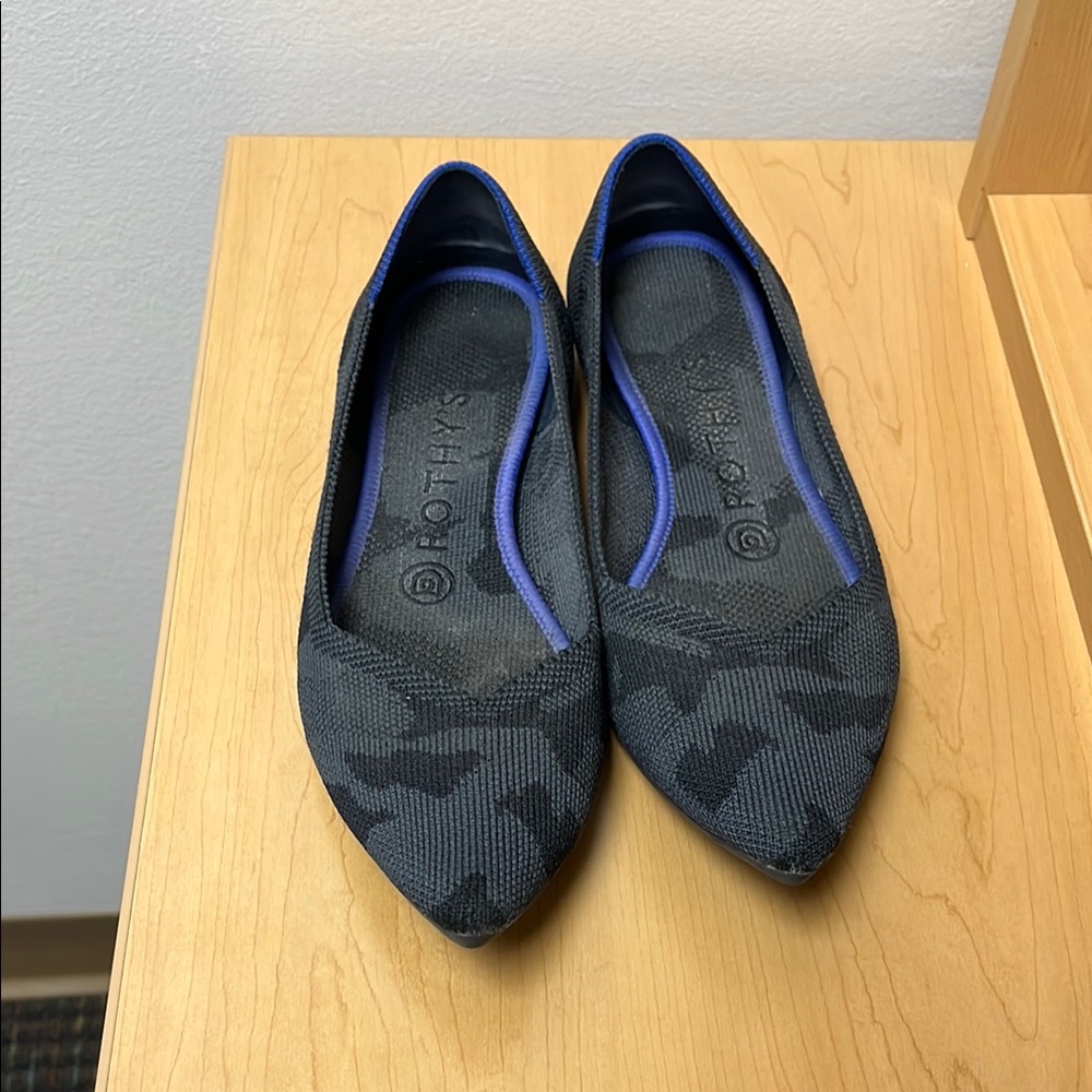 Rothy's Women's the Point Black Camo size 7